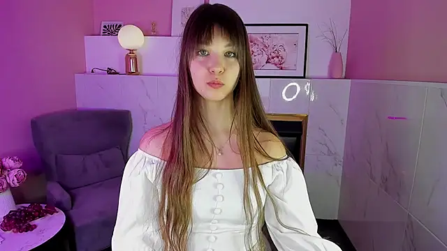 ElizaMild online show from February 18, 7:30 pm