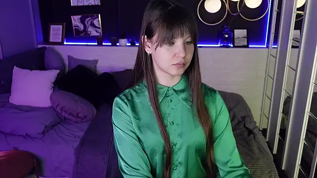 ElizaMild online show from February 21, 4:48 pm