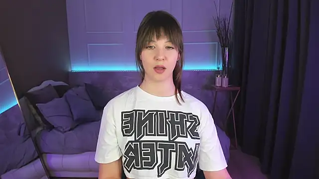 ElizaMild online show from February 23, 7:38 pm