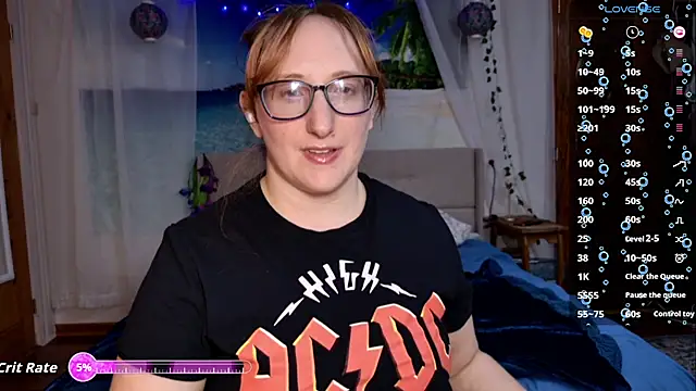 WickedAphrodite online show from September 15, 12:10 am