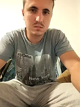 Snapshot of MrNoBoDy000 chatting on October 16, 3:13 pm MrNoBoDy000 online show from October 16, 3:13 pm