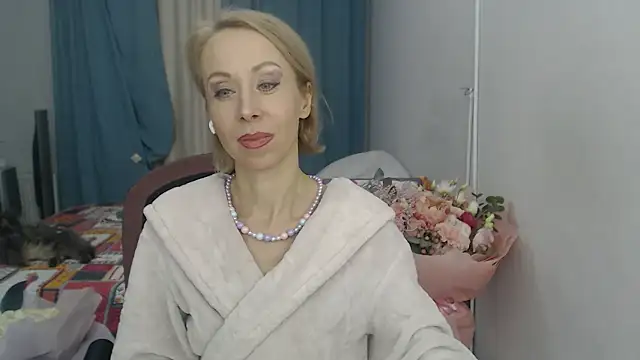 LuxuryNika online show from January 25, 7:39 pm