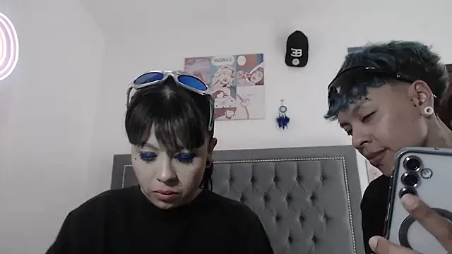 Snapshot of dulce_maria_x chatting on December 22, 3:22 am dulce maria x online show from December 22, 3:22 am