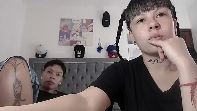 Snapshot of dulce_maria_x chatting on January 25, 5:30 pm dulce maria x online show from January 25, 5:30 pm