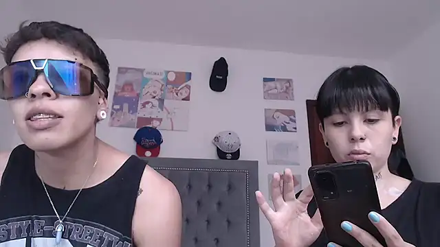 Snapshot of dulce_maria_x chatting on February 22, 6:41 pm dulce maria x online show from February 22, 6:41 pm