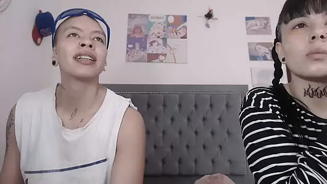 Snapshot of dulce_maria_x chatting on March 9, 7:05 pm dulce maria x online show from March 9, 7:05 pm