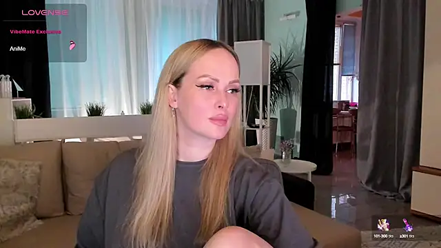 Snapshot of Libby_Nora chatting on December 10, 12:38 pm Libby Nora online show from December 10, 12:38 pm