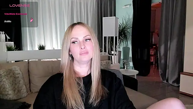 Snapshot of Libby_Nora chatting on December 12, 2:33 pm Libby Nora online show from December 12, 2:33 pm