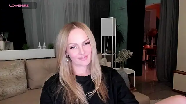 Snapshot of Libby_Nora chatting on February 10, 4:04 pm Libby Nora online show from February 10, 4:04 pm