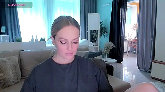 Snapshot of Libby_Nora chatting on February 24, 12:05 pm Libby Nora online show from February 24, 12:05 pm