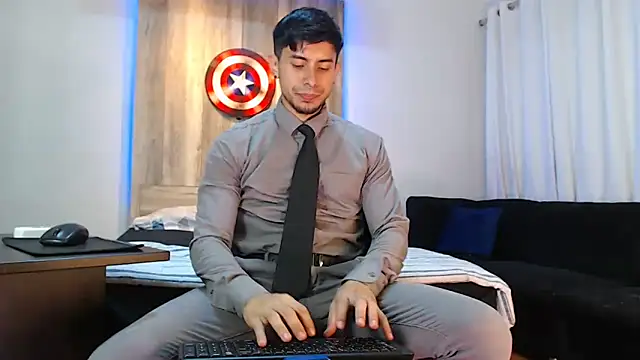 Snapshot of Andrew_4_ chatting on February 9, 2:38 am Andrew 4 online show from February 9, 2:38 am