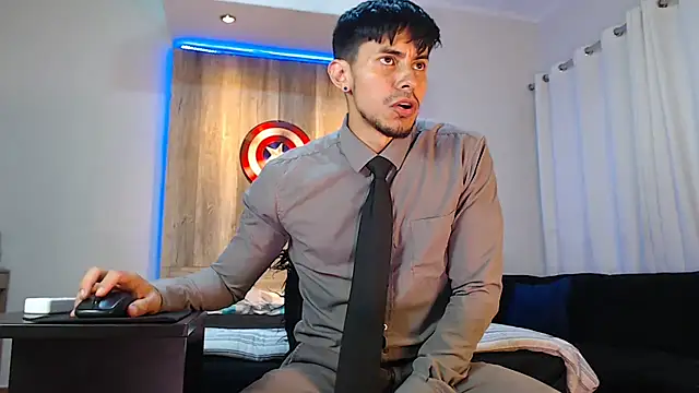 Snapshot of Andrew_4_ chatting on February 12, 2:56 am Andrew 4 online show from February 12, 2:56 am