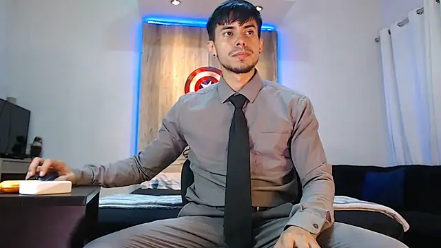 Snapshot of Andrew_4_ chatting on February 13, 1:50 am Andrew 4 online show from February 13, 1:50 am