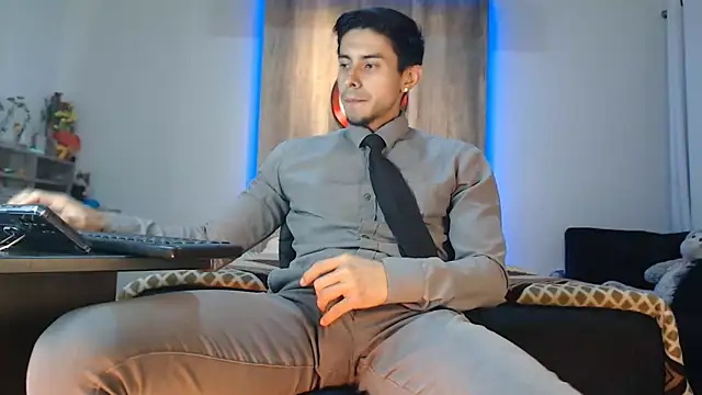 Snapshot of Andrew_4_ chatting on September 15, 4:12 am Andrew 4 online show from September 15, 4:12 am