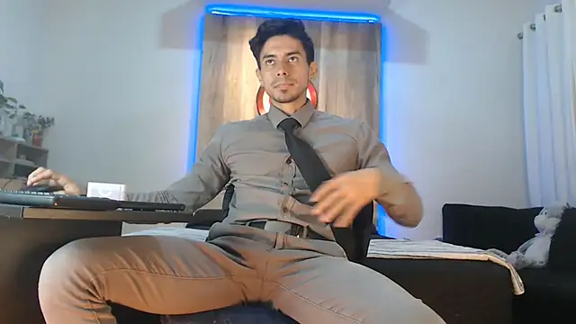 Snapshot of Andrew_4_ chatting on November 22, 3:16 am Andrew 4 online show from November 22, 3:16 am