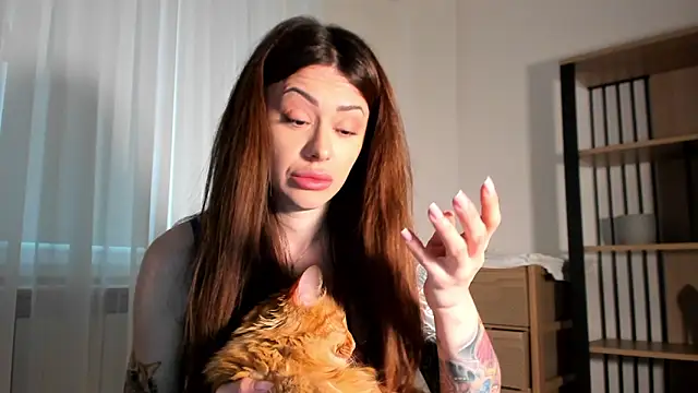 BrianaDiamondXXX online show from February 6, 10:59 am