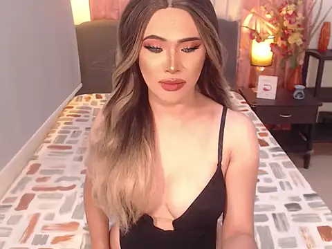 Snapshot of MistressAthalia chatting on September 19, 1:29 am MistressAthalia online show from September 19, 1:29 am