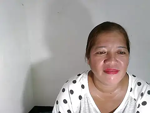 wethornypussy4u online show from January 27, 7:03 am