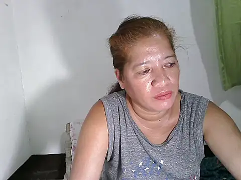 wethornypussy4u online show from February 23, 6:23 pm