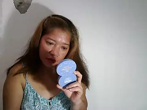 wethornypussy4u online show from September 17, 10:22 pm