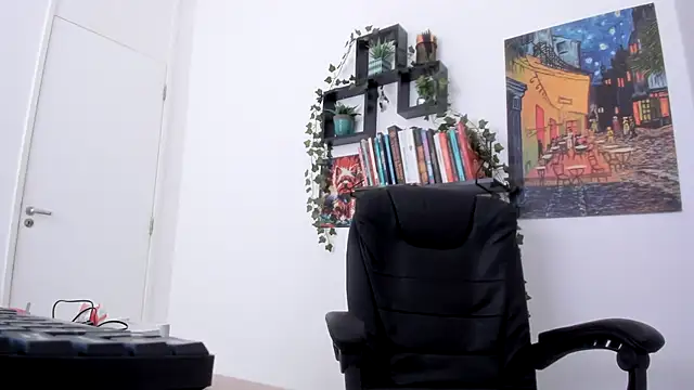 TaliMajesty online show from December 7, 12:02 pm