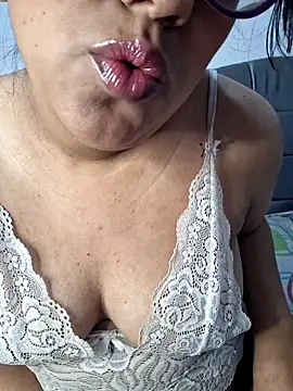 ZaidaWet online show from November 29, 11:46 am