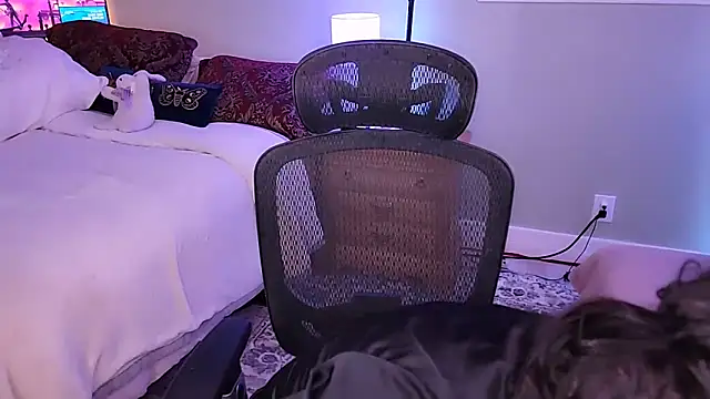 Wonderful Woman online show from March 9, 2:50 am