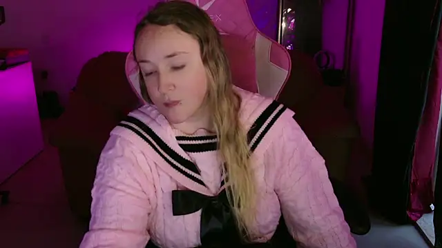 kisicaxx online show from January 27, 4:22 pm