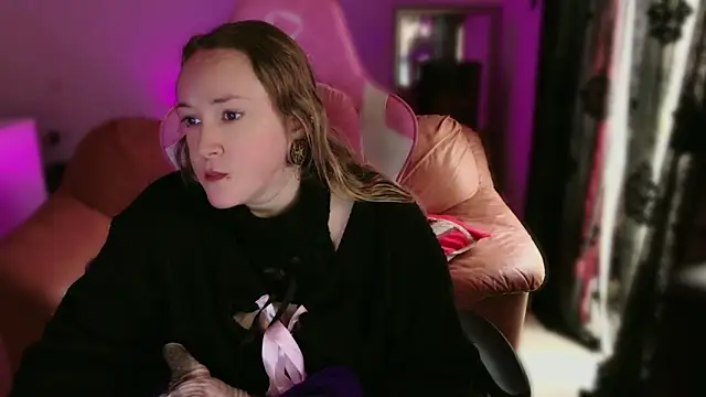 kisicaxx online show from February 20, 10:37 am