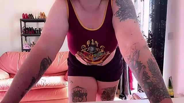 kisicaxx online show from September 10, 6:46 am