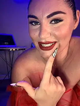 lovely beast online show from November 11, 5:46 pm