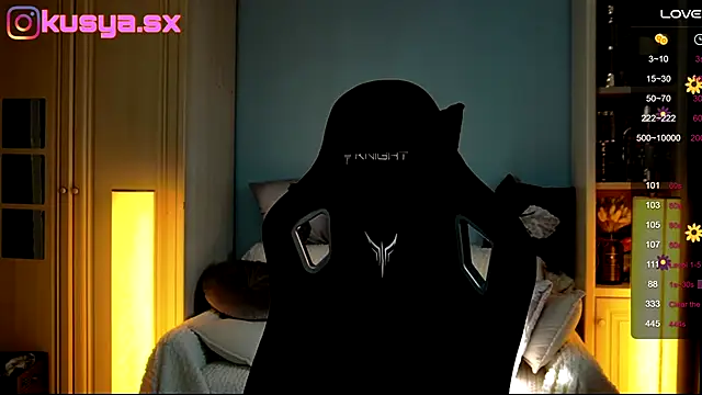 Snapshot of KusyaSex chatting on September 19, 10:49 am KusyaSex online show from September 19, 10:49 am