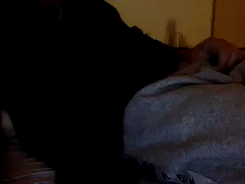 Snapshot of BADGUY2021 chatting on December 1, 6:19 pm BADGUY2021 online show from December 1, 6:19 pm