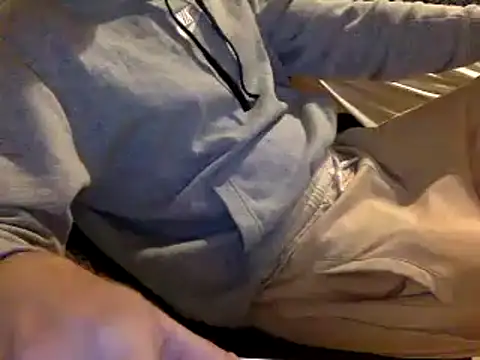 Snapshot of BADGUY2021 chatting on December 27, 5:05 pm BADGUY2021 online show from December 27, 5:05 pm