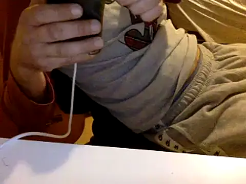 Snapshot of BADGUY2021 chatting on January 16, 5:44 pm BADGUY2021 online show from January 16, 5:44 pm