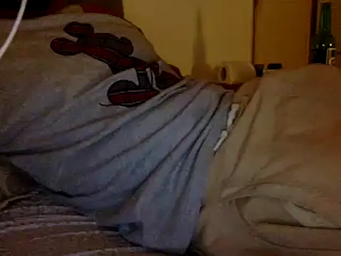 Snapshot of BADGUY2021 chatting on February 12, 9:11 pm BADGUY2021 online show from February 12, 9:11 pm