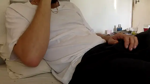 Snapshot of BADGUY2021 chatting on November 2, 7:55 am BADGUY2021 online show from November 2, 7:55 am