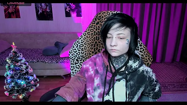 acid trip1l online show from December 11, 7:14 pm