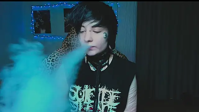 acid trip1l online show from October 4, 9:35 pm