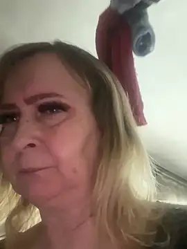 Irina2909xh online show from February 23, 9:11 am