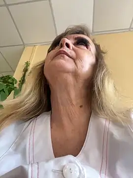 Irina2909xh online show from September 18, 9:00 am