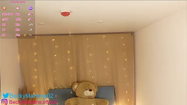 BeckyMartens online show from December 10, 6:22 am