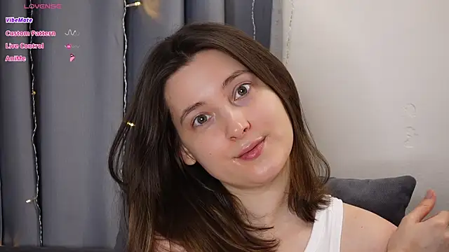 BeckyMartens online show from October 3, 2:41 am