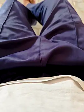 Snapshot of Big_boss_ind chatting on February 23, 7:00 am Big boss ind online show from February 23, 7:00 am