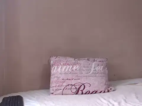 Snapshot of Lustfuleyez chatting on February 11, 5:05 am Lustfuleyez online show from February 11, 5:05 am