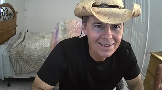nakeedcowboi65 online show from February 4, 7:11 pm