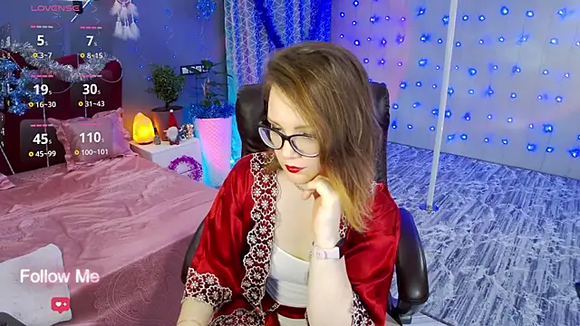 AngelaWhiti online show from December 16, 4:16 pm