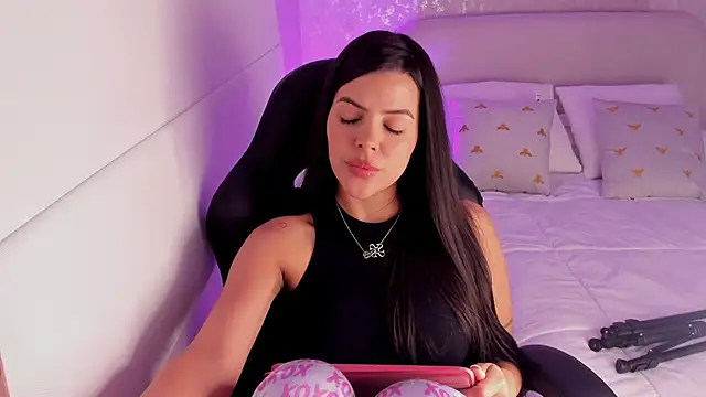 Snapshot of salome__11 chatting on January 17, 3:45 am salome 11 online show from January 17, 3:45 am