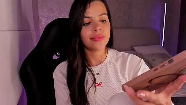 Snapshot of salome__11 chatting on February 23, 7:33 am salome 11 online show from February 23, 7:33 am