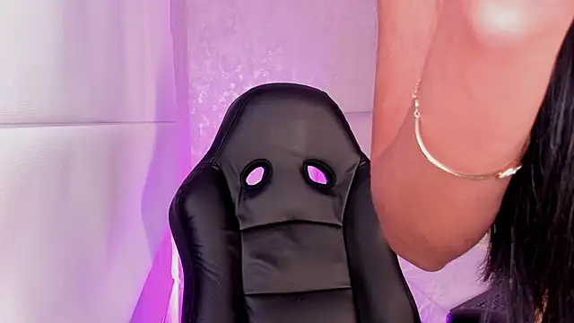 Snapshot of salome__11 chatting on February 28, 4:10 am salome 11 online show from February 28, 4:10 am